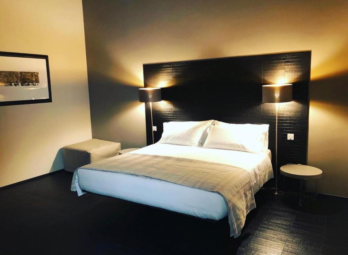 Salina Luxury Suites パルマ エクステリア 写真